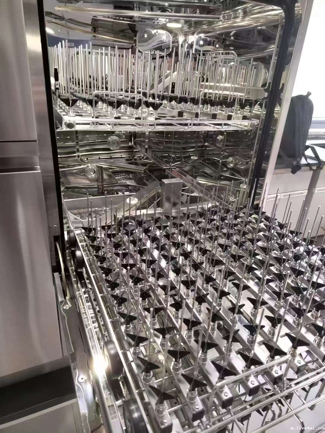 化工企业喜瓶者洗瓶机使用采访